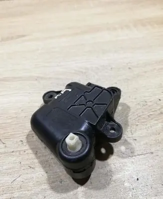 Ford Fiesta Air flap motor/actuator 96FW19B634AD
