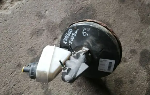 Renault Kangoo I Brake booster 8200091050