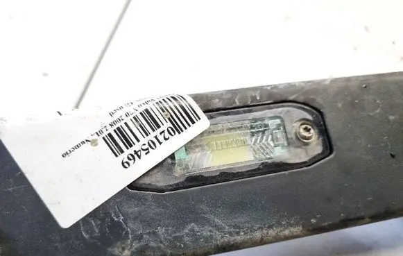 Volvo V70 Number plate light