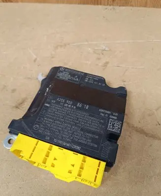 Mercedes-Benz C AMG W205 Airbag control unit/module A2059008618