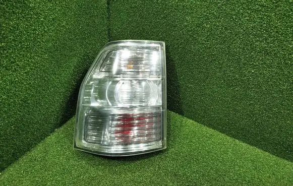 Mitsubishi Pajero Rear/tail lights 22087872