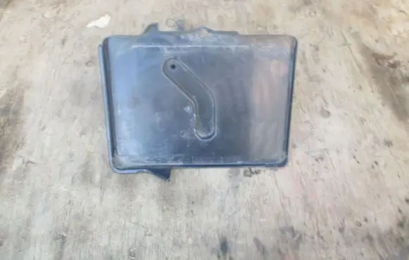 Fiat Panda III Battery tray 51936389