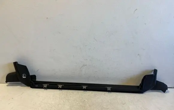 BMW i4 Rubber seal rear door window/glass 7482950