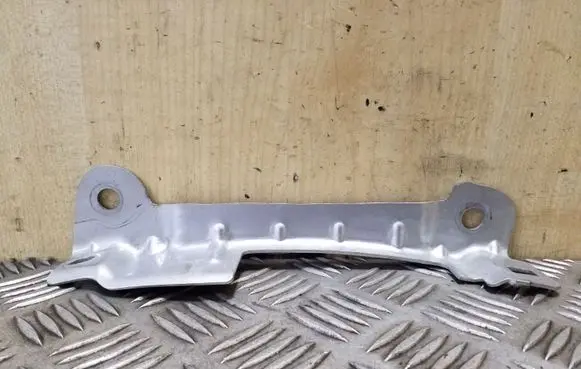 Citroen C4 I Picasso Fender mounting bracket