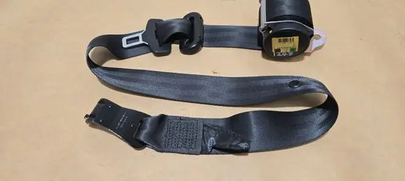 Land Rover Range Rover Sport L320 Front seatbelt 6065400