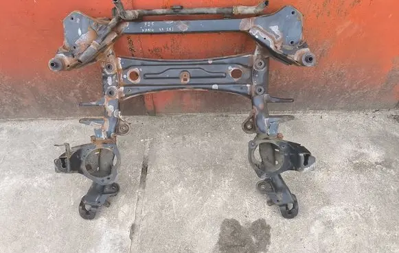 BMW X3 F25 Front subframe 15L038AB