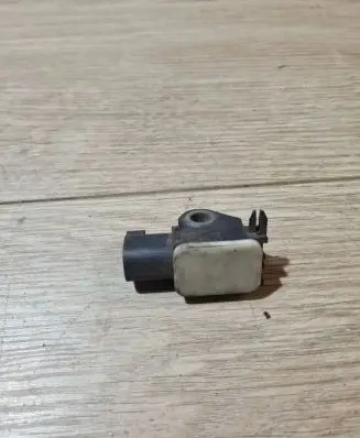 Volvo XC70 Airbag deployment crash/impact sensor 31264396