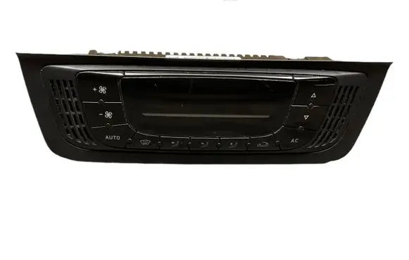 Seat Ibiza IV (6J,6P) Climate control unit 6J0820043D 31016000