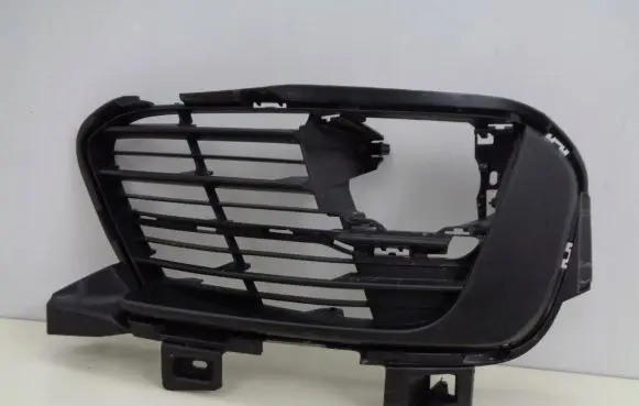 Peugeot 308 Front bumper lower grill 99894480