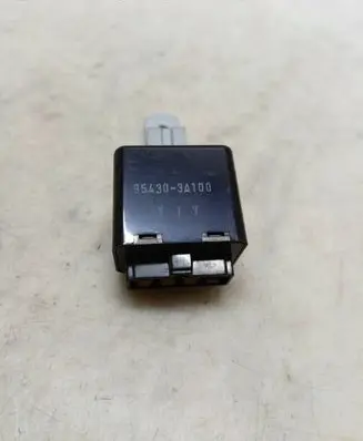 Hyundai Trajet Other relay 954303A100 XJY