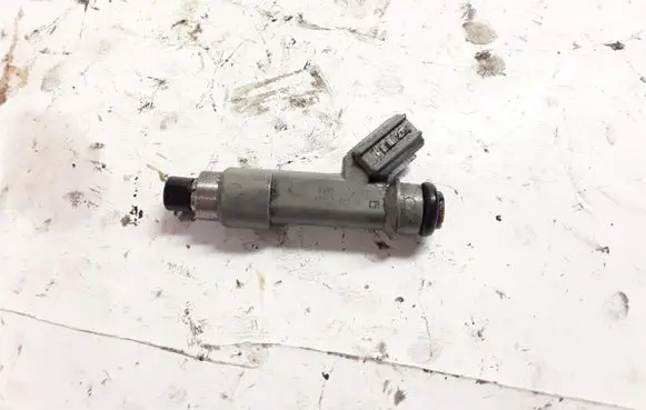 Toyota Aygo AB10 Fuel injector 2325000010 052062609