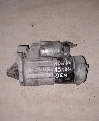 Renault Megane II Starter motor M000T87881 8200584675