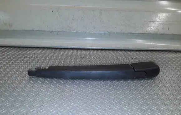 Toyota Corolla Verso AR10 Rear wiper blade arm 