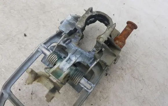 Volkswagen Touareg I Rear door exterior handle NOCODE