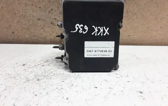 BMW 5 E60 E61 ABS Pump 6774848 6768550