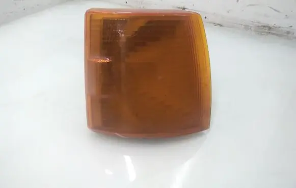 Volkswagen Transporter - Caravelle T4 Front indicator light