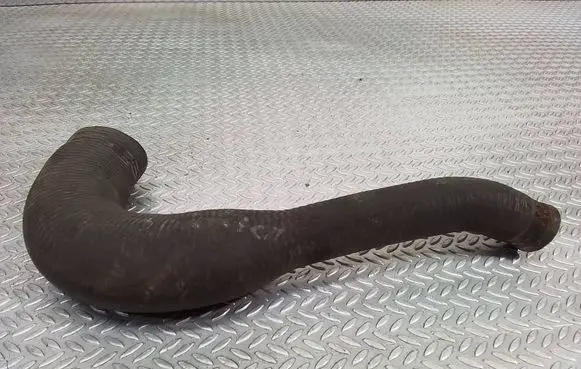 Mercedes-Benz Sprinter W901 W902 W903 W904 Engine coolant pipe/hose