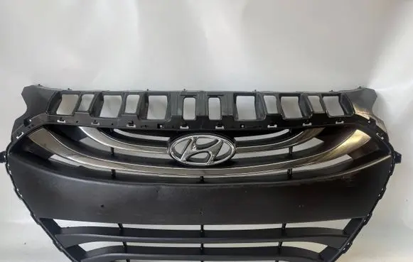 Hyundai i30 Front bumper upper radiator grill 86351A6010 86531A6010