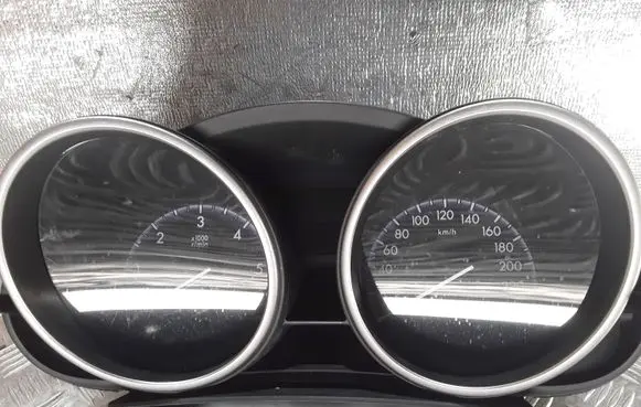 Mazda 3 II Speedometer (instrument cluster) 8EBHC3B