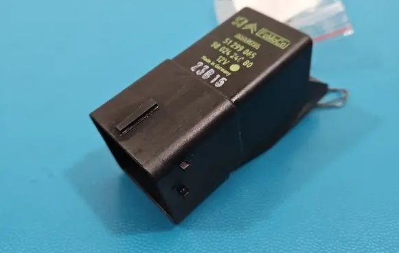 Citroen C4 Cactus Other relay 9802424080 IMPRK1541501