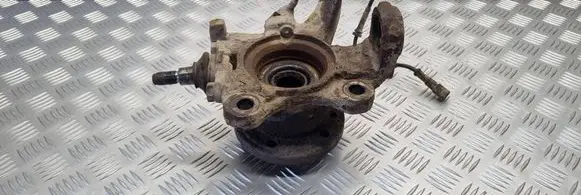 Volkswagen Transporter - Caravelle T4 Front wheel hub spindle knuckle