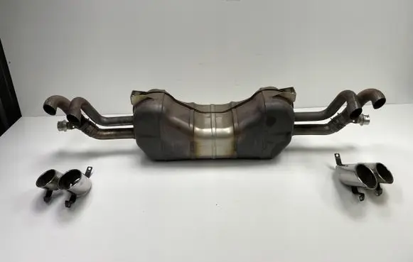 Lamborghini LP 580-2 Rear muffler/silencer tail pipe 4T0251609