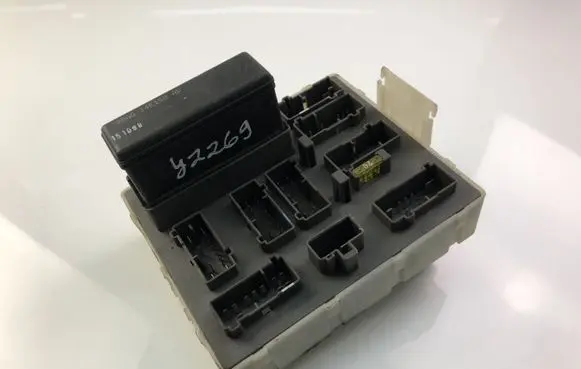 Ford Focus Fuse box set 98AG14A073CE