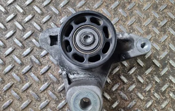 Ram 1500 Generator/alternator belt tensioner 05281543AC