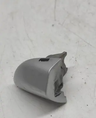 Volkswagen PASSAT B7 Loading door cover/cap 