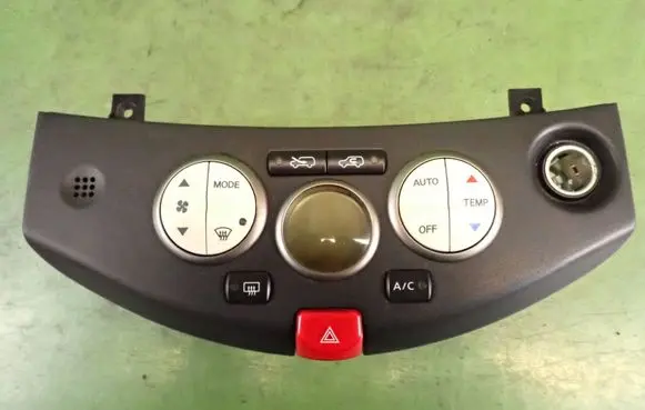 Nissan Micra Climate control unit 27500AX708