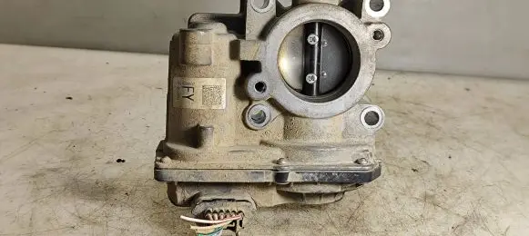 Dacia Sandero Throttle valve 161206038R 9J16 H8201171233