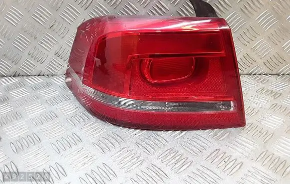 Volkswagen PASSAT B7 Rear/tail lights 3ae945095f