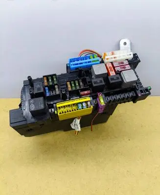 Mercedes-Benz C W204 Comfort/convenience module 2049005201 5DK00922559 2045459032