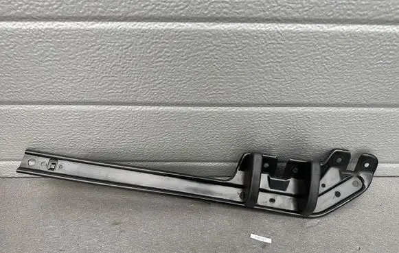 Nissan Patrol Y60 Other dashboard part 6811020J00