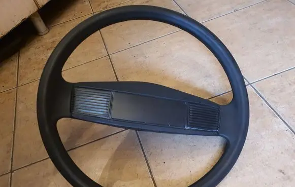 Volkswagen PASSAT B2 Steering wheel 321419660