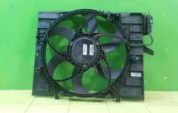 BMW 6 E63 E64 Fan set 7540681