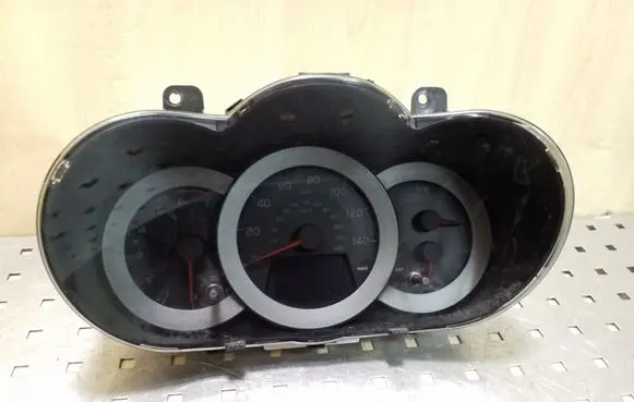 Toyota RAV 4 (XA30) Speedometer (instrument cluster) 8380042C70