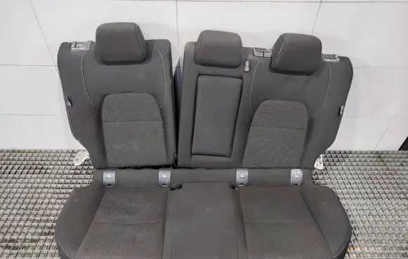 Nissan Qashqai J12 Rear seat 