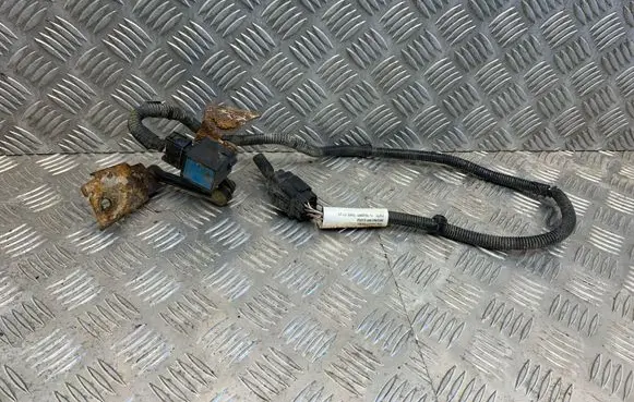 Volvo V50 Rear air suspension level height sensor 0167575