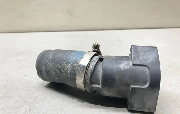 Volkswagen Caddy Intercooler hose/pipe 1K0145828T 03L131111J