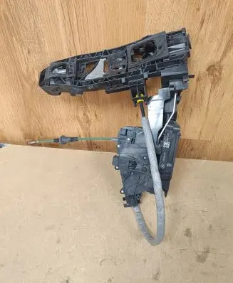 Mercedes-Benz GLC X253 C253 Front door lock A0997601900 A2220063999 A2537230114