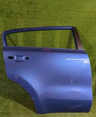 KIA Sportage Rear door