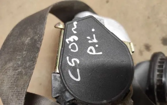 Citroen C5 Front seatbelt B507744AC77
