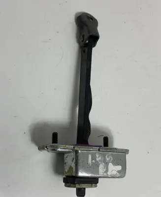 Hyundai i30 Front door check strap stopper