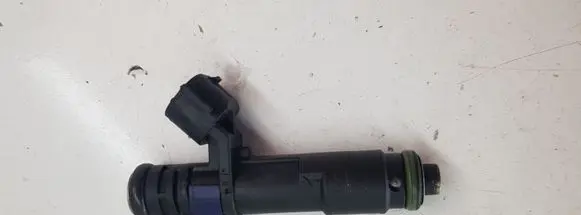 Fuel injector