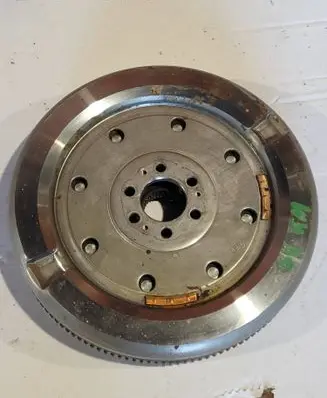 Volkswagen Tiguan Dual mass flywheel 05E105266AB