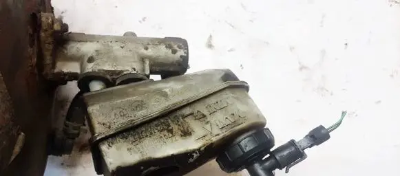 Renault Megane I Master brake cylinder