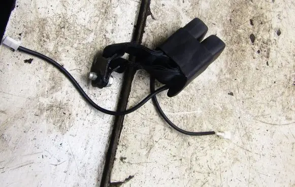 Mazda CX-5 Front seatbelt buckle 1111