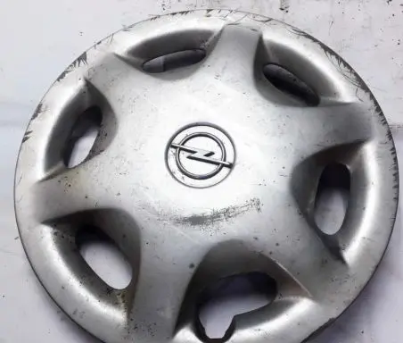 Opel Astra G R15 wheel hub/cap/trim 90468688