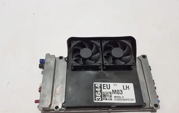 Tesla Model X Other control units/modules 112580000B